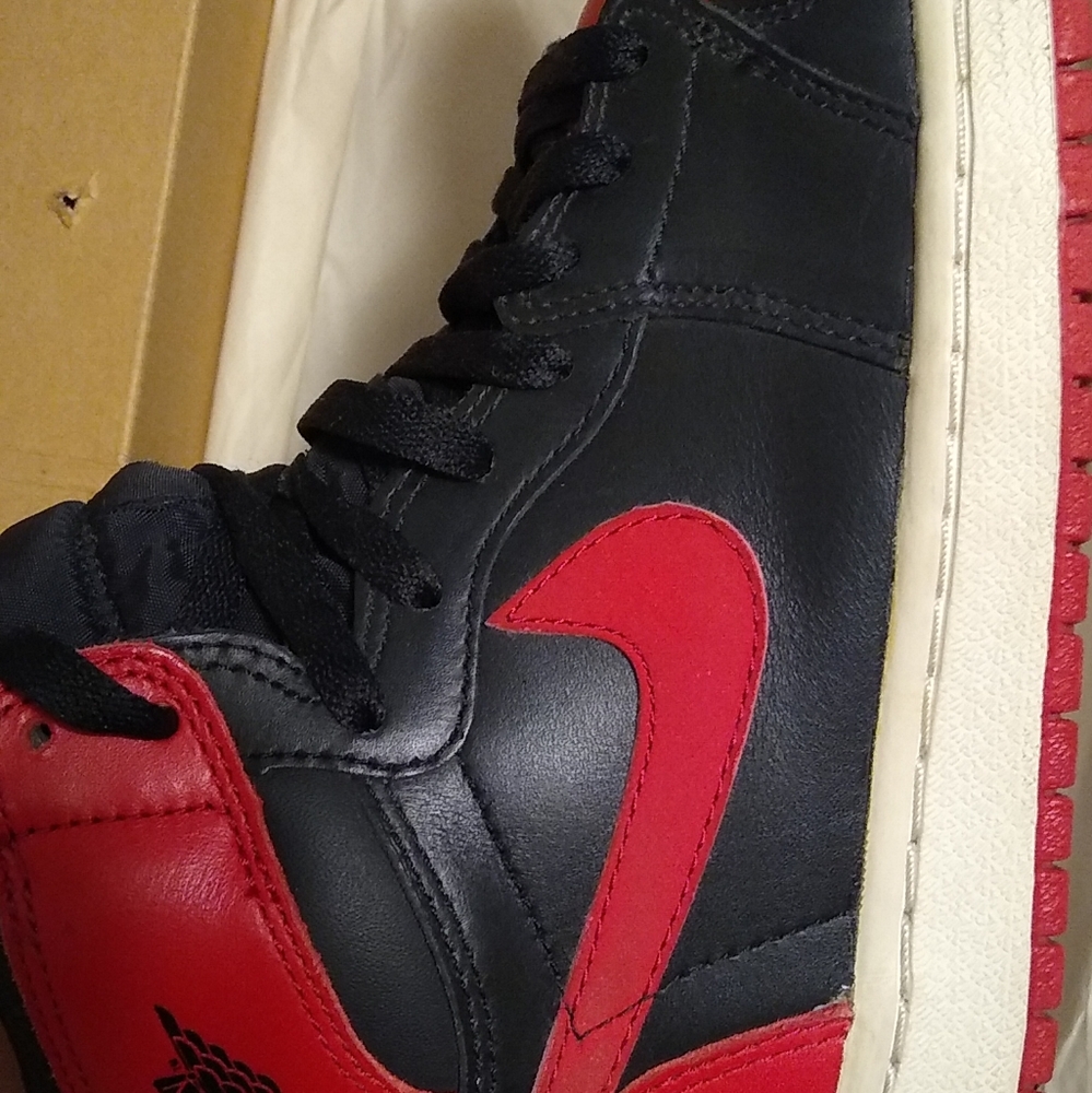 AJ retro 1 (2001)